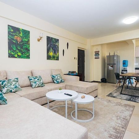 Tropical Themed 3Br And Dsq Apartment Ναϊρόμπι Εξωτερικό φωτογραφία