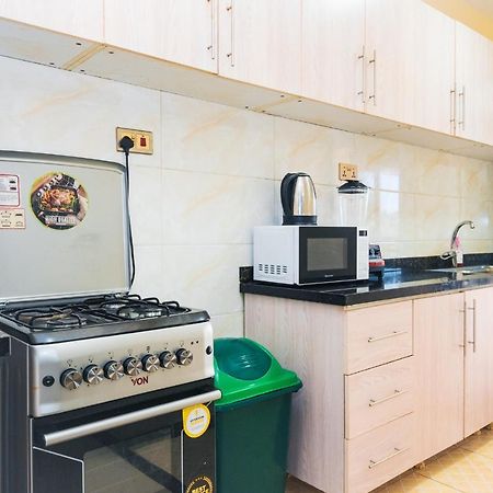 Tropical Themed 3Br And Dsq Apartment Ναϊρόμπι Εξωτερικό φωτογραφία